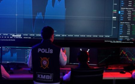 Sosial şəbəkə profilləri izlənilir?